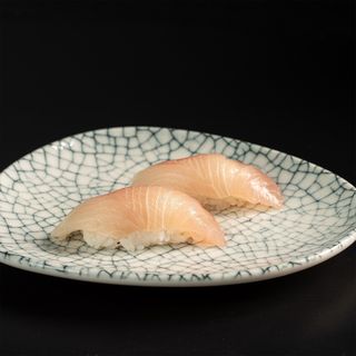 Niguiris De Hamachi (2 Uds)