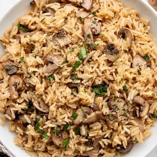 Rice With Mushrooms/ Arroz con champiñones 