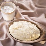 ელარჯი მაწვნით