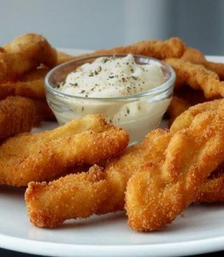 Tiras De Pollo Rebozadas