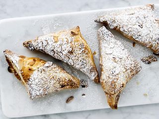 Chausson Aux Amandes