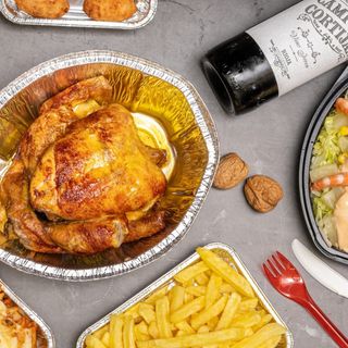 Pollo A L'Ast Entero Con  Patatas Y Vino