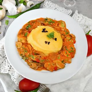Ciulama de ciuperci cu mămăliguță 200/200 g