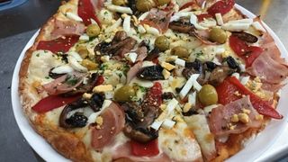 Pizza  Pomarola (Pequeña)