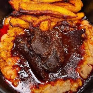 Ewa Agoyin, Goat Meat & Plantain 