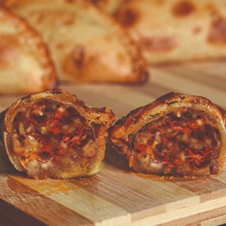 Chorizo Picante y Mozzarella