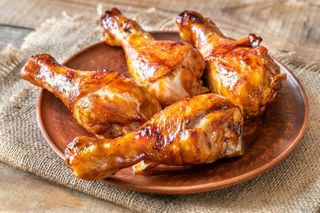 Fried Chicken Drumsticks (Pair)