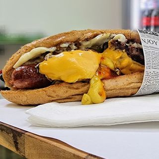 American hot dog