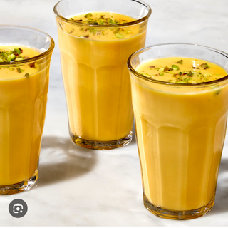 Mango lassi