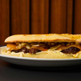 Sendvič PREMIUM sa junećim mesom