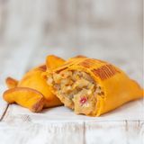Empanada de Tomate Seco y Provolone