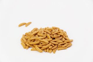 Snack din orez usor sarata