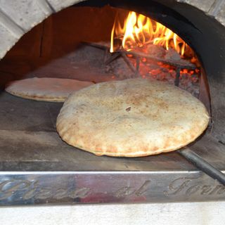4 pizza sandviș 