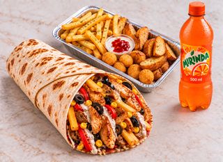 Monster kebab, cartofi asortați și 1 băutură