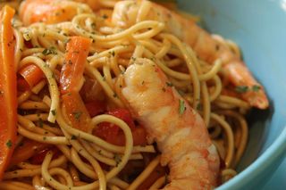 Noodles Teriyaki Con Curry Rojo