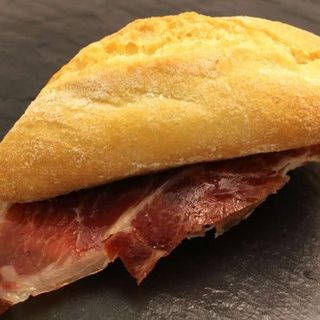 Bocadillo de jamón ibérico