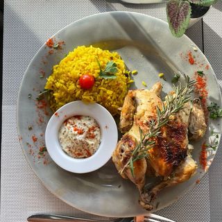 Coquelet Rôti Au Romarin Et Fines Herbes