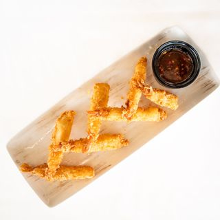 Хрупкави скариди поднесени с лимонет (200г)