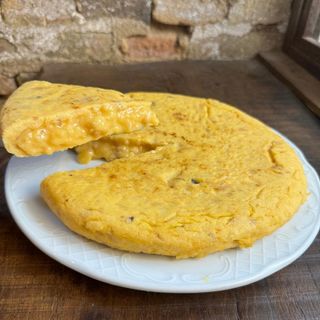 Tortilla de patatas con cebolla  (2ª mejor tortilla de España TBT)