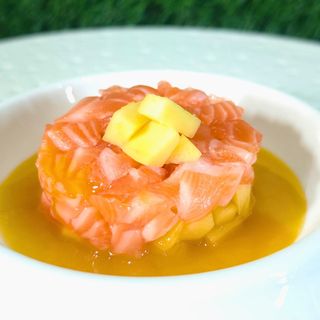Tartare salmone e mango