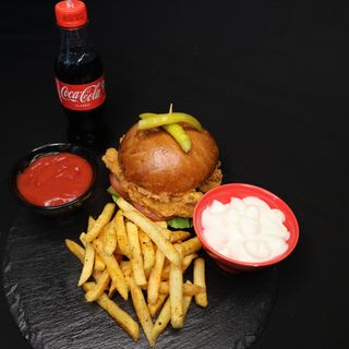 კაჯუნური ბურგერი (208)