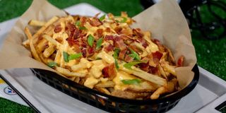 PATATINE CON BACON E CHEDDAR