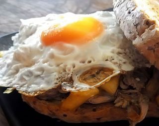 Pulled Pork Sándwich
