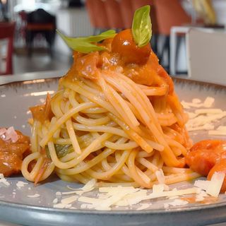 Spaghetti Con Pomodorini Freschi E Basilico