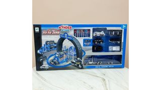 Полицейский паркинг в комплекте 7 металл машинок