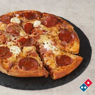 Grande-13.5" Sour Cream & Pepperoni