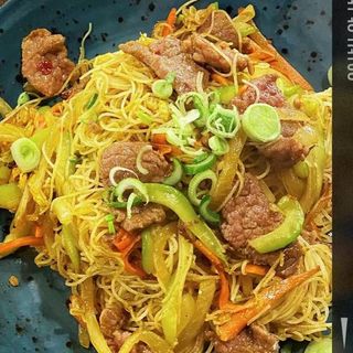 77.Fideos Singapur Con Ternera