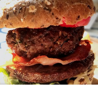 Menú Hamburguesa De Pollo Y Ternera