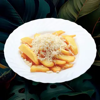 Картофи със сирене (300г)