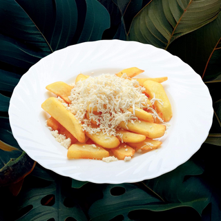 Картофи със сирене (300г)