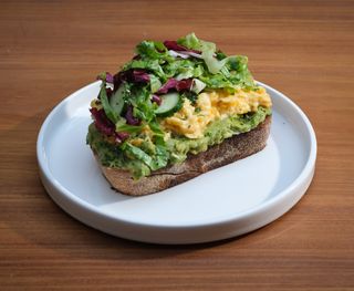 Авокадо тост