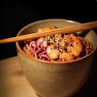 Yakisoba Ebi ika SIN GLUTEN