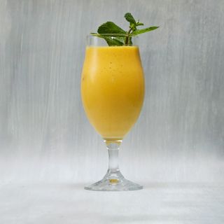 Mango Pineapple Lemon Mint Smoothie