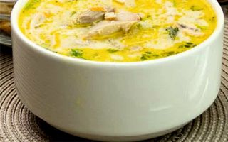 Ciorba de pui a la grec