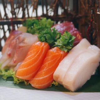 W201. Sashimi Combo (16 Pzs.)