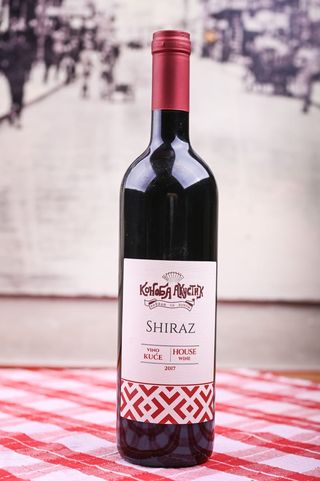 Vino Kuće Širaz Trivanović