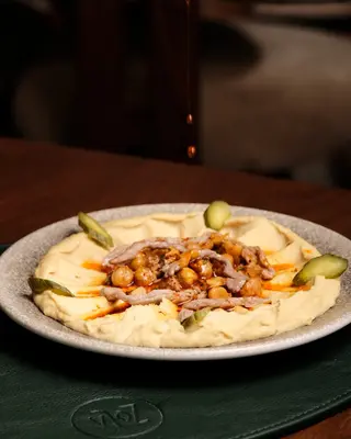Houmous Chaud Au Bœuf