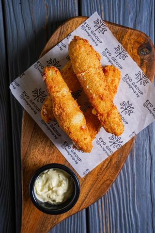 Сырные палочки. Подаются с соусом тар-тар (150г)