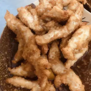 5. Pollo Empanado Con Salsa Agridulce
