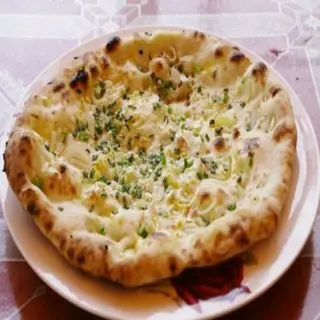 Onion and garlic naan