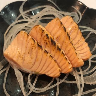 12.Sashimi Salmão Braseado