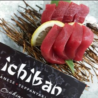 Sashimi Maguro Atun (8 Uds.)