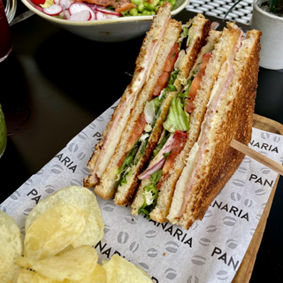 Sándwich Club Pollo 