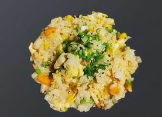 Arroz Frito con Pollo y Verdura