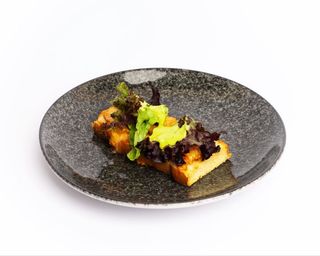 Брускета з куркою гриль (70г)