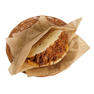 Arepa  carne mechada